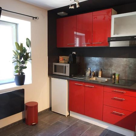 Duplex Charmant Idealement Situe Dole Exterior foto